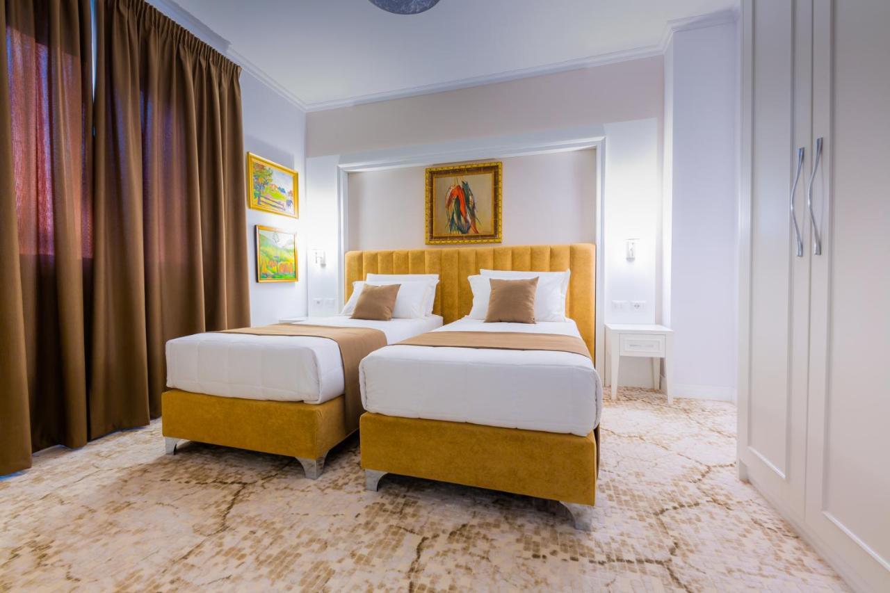 Hotel Art 4*
